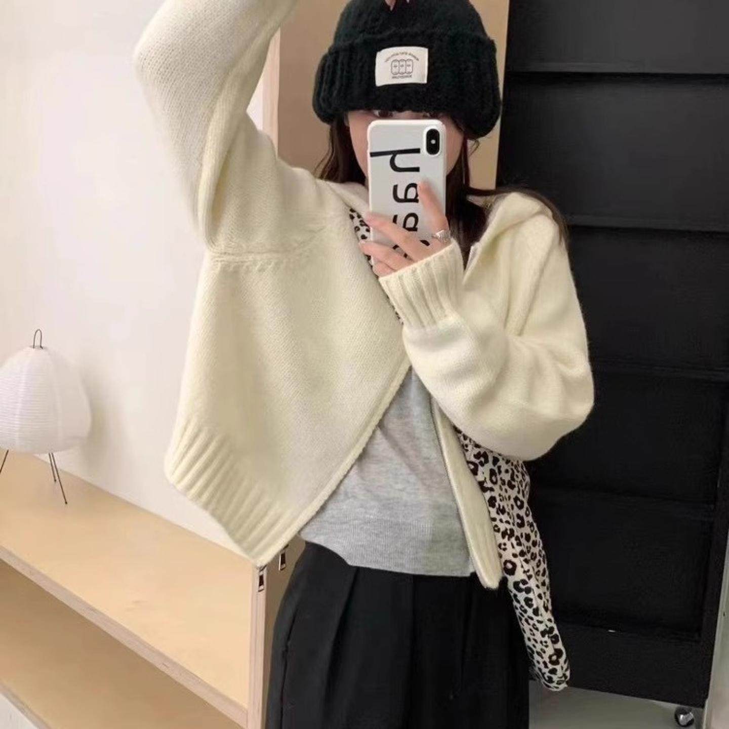 2025秋冬新款100%山羊绒连帽拉链开衫女短款宽松加厚针织毛衣外套,淘宝优惠券,粉丝福利购,淘宝优惠卷