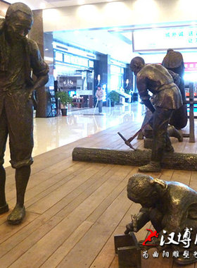 家具城民俗大型玻璃钢人物雕塑