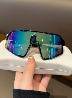 新款儿童款太阳镜男女骑行眼镜