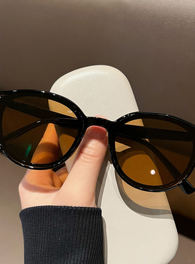 防紫外线椭圆形复古女小脸墨镜