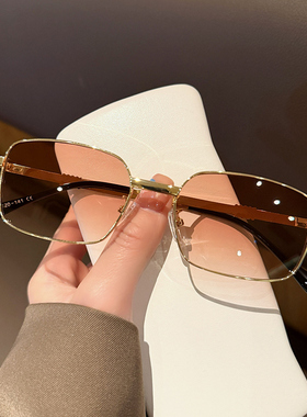 2025时尚金属框方形墨镜男女出游