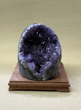 紫水晶摆件底托迷你晶簇展示台小晶镇底座软糖支架底板原石实木托