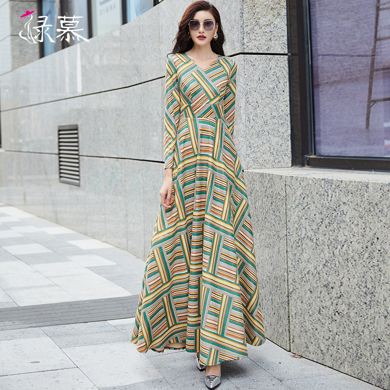 绿慕秋季长袖2020新款格纹连衣裙 绿慕连衣裙