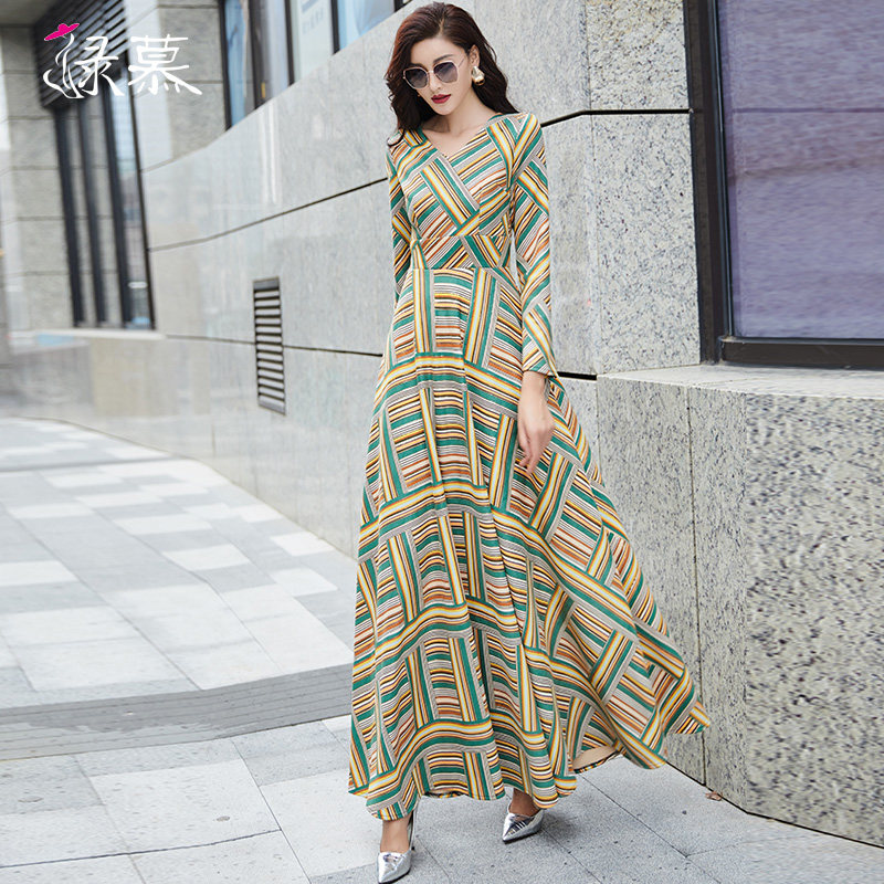 绿慕秋季长袖2020新款格纹连衣裙 绿慕连衣裙