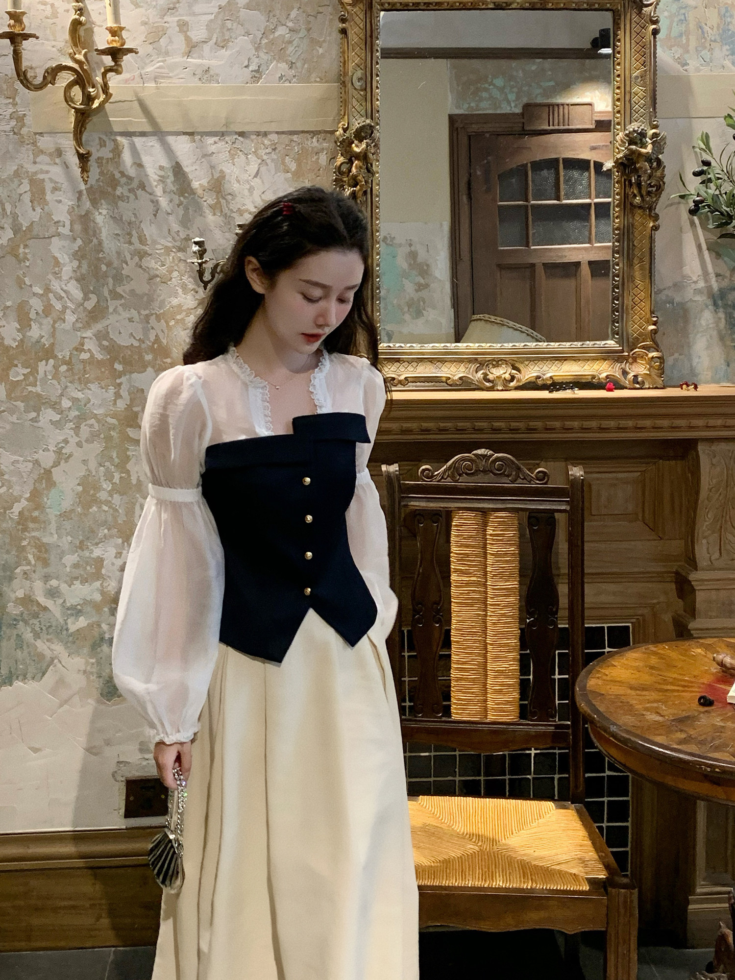 【限时7折】《白茶》长袖腰封拼接衬衫女设计感小众+杏色褶半身裙,淘宝优惠券,粉丝福利购,淘宝优惠卷