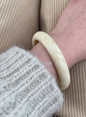 亚克力手镯个性冷淡风手环