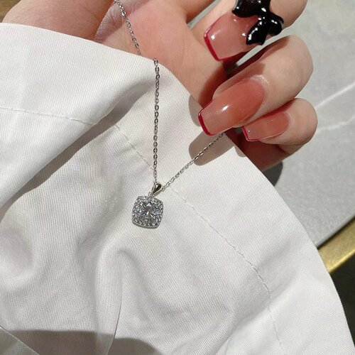 s925银满钻锆石方钻项链女小众设计感轻奢高级感冷淡风锁骨链礼物 - 图0