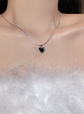 黑色爱心锁骨链女2025年夏季新款