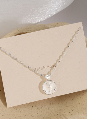 圆牌玫瑰花项链女时尚精致花朵