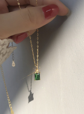 绿色方钻项链女2025年新款小众