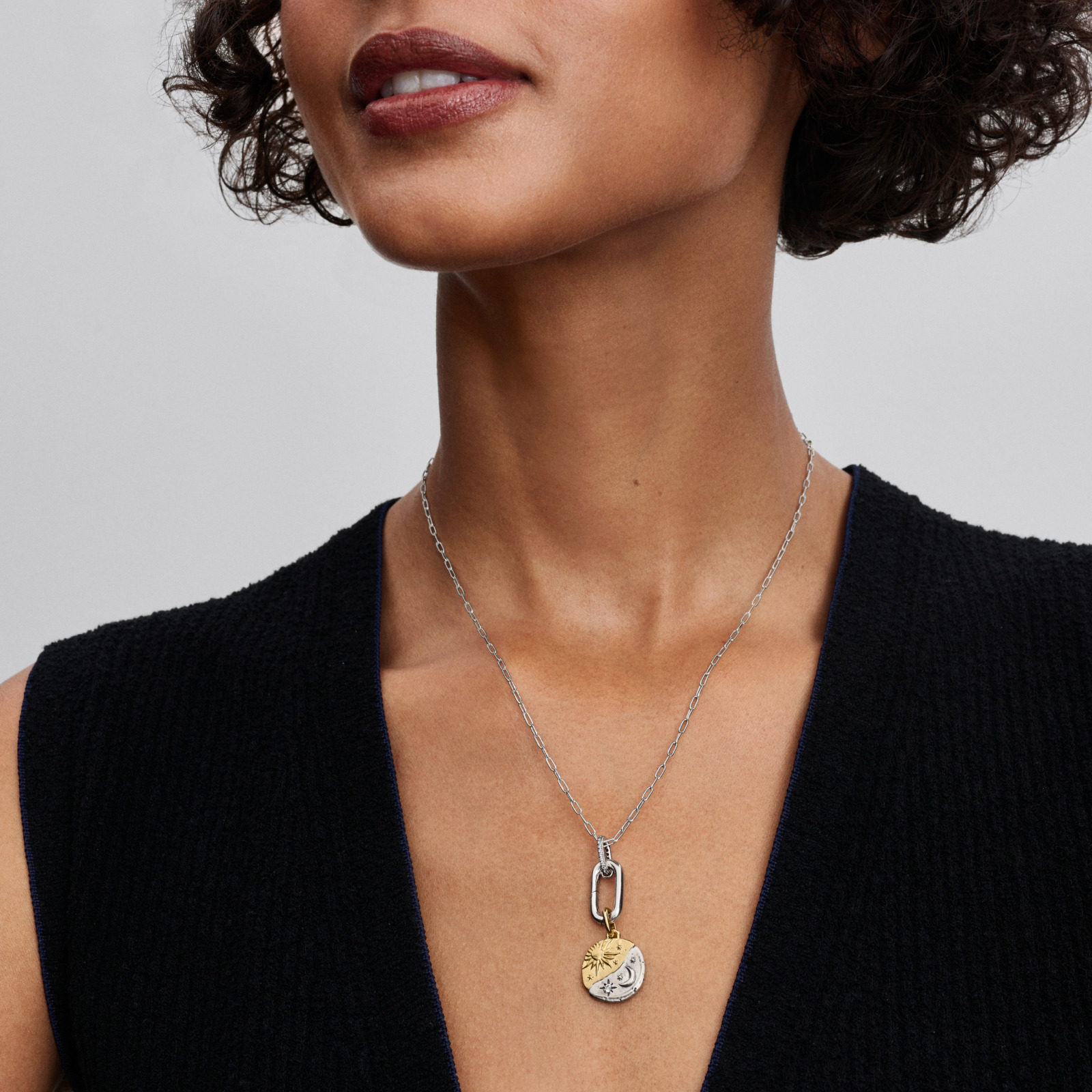 [新年礼物]Pandora潘多拉守护系列日月勋章吊饰手链双色串饰古币,淘宝优惠券,粉丝福利购,淘宝优惠卷