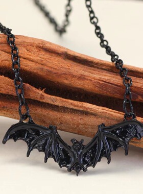 亚文化朋克暗黑哥特式复古蝙蝠项链吊坠万圣节Y2K锁骨链甜酷中性