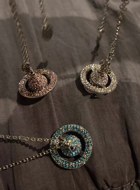 超闪高级感辣妹INS美式满钻立体土星球项链女小众设计锁骨链精致