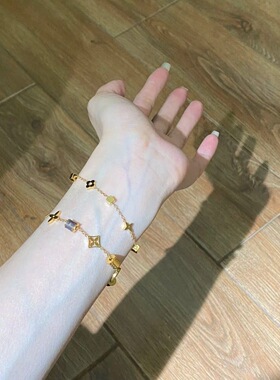 钛钢不掉色金色老花小蛮腰手链花朵手链轻奢辣妹气质冷淡风手镯女