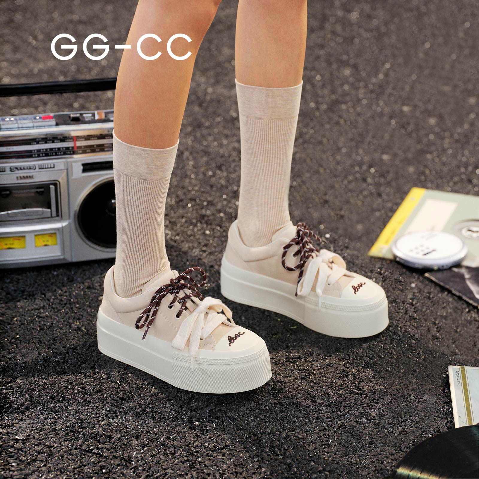 【双11直播专享】GGCC25年秋季时尚厚底板鞋双色系带休闲鞋女