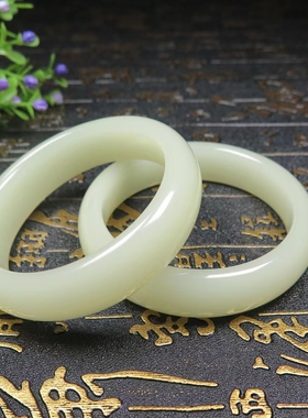 2022新款新疆青白色玉复古中宽玉镯女款气质百搭手镯送人