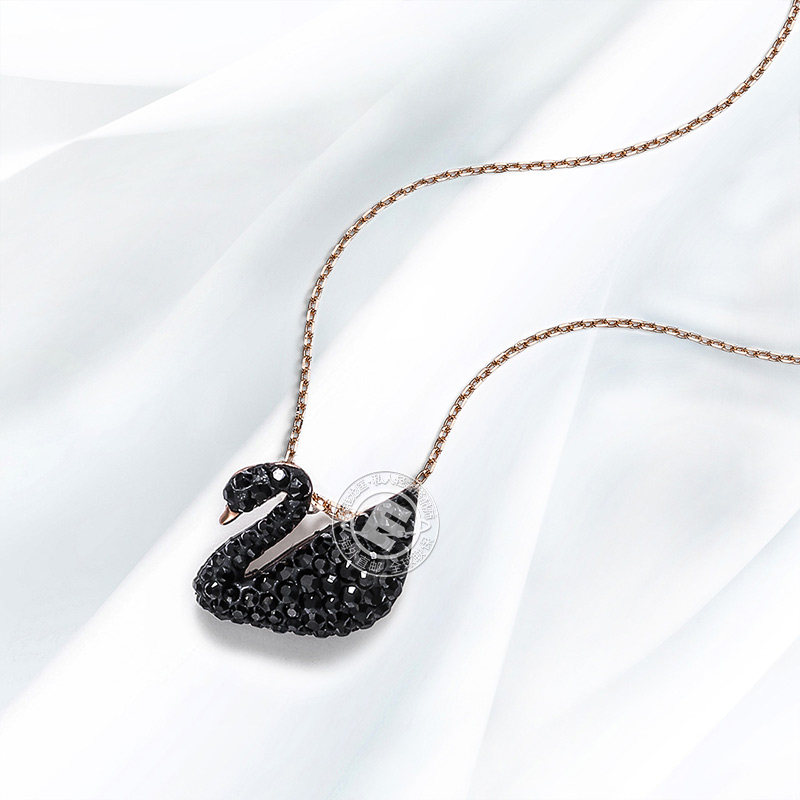 swarovski /施华洛世奇小号女吊坠 龙匡海外项链