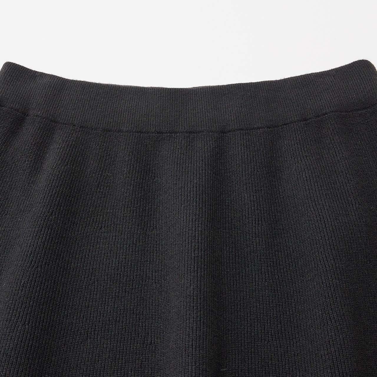 IEF/爱依服【微胖】大码女装2025秋冬新款休闲慵懒风毛织上下套裙 - 图2