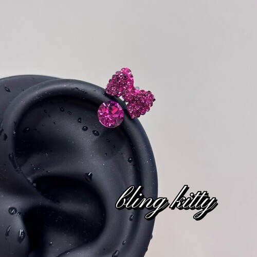 【米妮公主】爆闪粉色蝴蝶结耳钉F136钛合金内螺旋养耳洞耳骨钉 - 图0