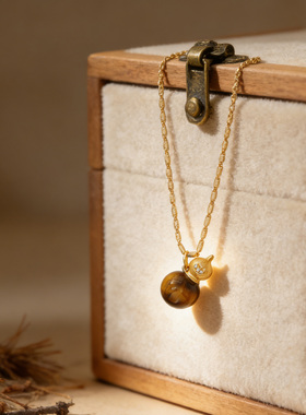 复古虎眼石葫芦吊坠项链秋冬轻奢高级感锁骨链节日礼物女