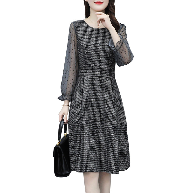 连衣裙秋冬2021年新款时尚打底裙子 薇姿蔻连衣裙