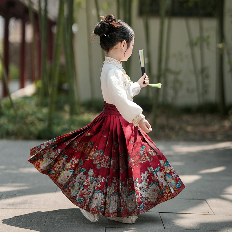 女童马面裙套装春夏2024年新中式国风汉服儿童明制织锦簪花服唐装 - 图3