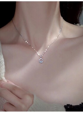 莫比乌斯锆石项链女轻奢新款小众设计高级感锁骨链送女友礼物