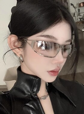 保罗雷朋欧美未来科技感墨镜护目骑行眼镜女款银色Y2K镶钻太眼镜