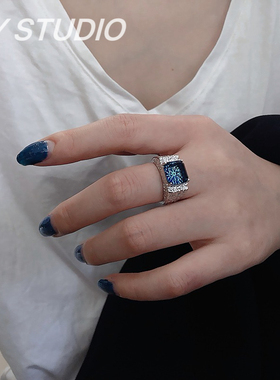 重工纹理复古蓝色方形戒指男女冷淡风时尚小众简约百搭设计感指环