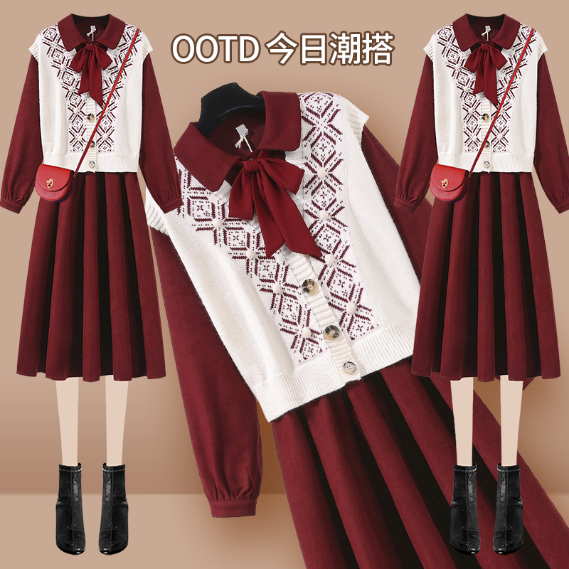 初黎旗舰店灯芯绒连衣裙女秋冬季法式打底内搭马甲2022年早春装新款两件套装1