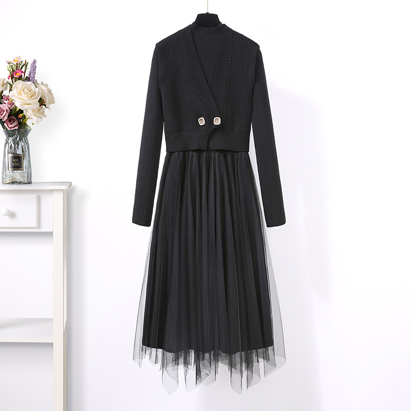 初黎旗舰店针织毛衣连衣裙本命年红色女装时尚甜美秋冬新年战袍高级感两件套1