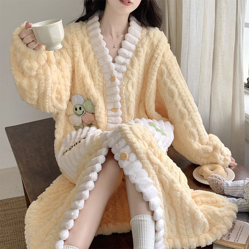 高品质珊瑚绒睡裙女2025年新款可爱甜美加绒加厚开衫中长款家居服,淘宝优惠券,粉丝福利购,淘宝优惠卷
