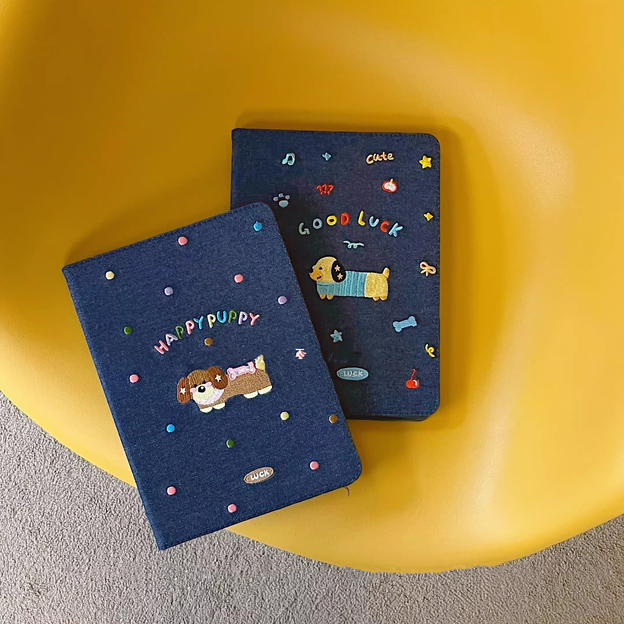 萌宠腊肠狗ipadair6保护套2024平板第十代翻盖书本10.2pro10.5寸牛仔布刺绣mini6苹果迷你7布艺aipaid7/8/9 - 图0