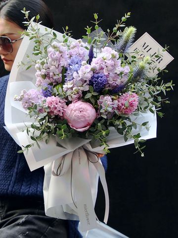 郁金香北京同城速递上海广州深圳粉玫瑰花鲜花礼盒花束配送花礼品