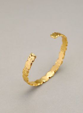 小众褶皱设计不规则开口调节18K金简约复古宫廷手镯手链女