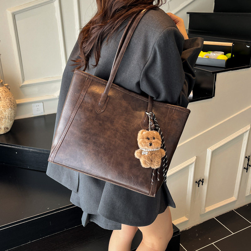 大容量包包女秋冬百搭2025新款时尚单肩包休闲复古上课通勤托特包,淘宝优惠券,粉丝福利购,淘宝优惠卷