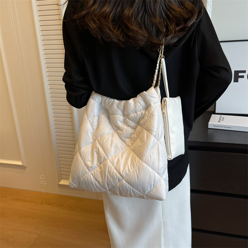 韩国ins风小众日常大容量包包女2023新款春夏百搭菱格链条单肩包,淘宝优惠券,粉丝福利购,淘宝优惠卷