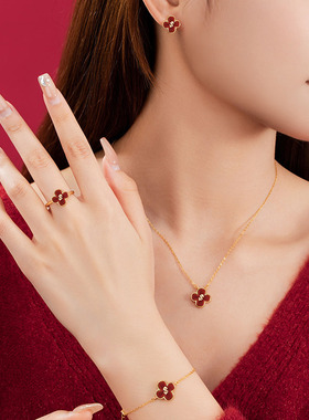 有钱花纯银925项链轻奢感幸运四叶草红玛瑙锁骨链本命年吊坠