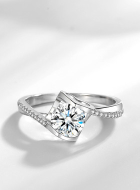 一克拉品味淑女尊享莫桑石戒指