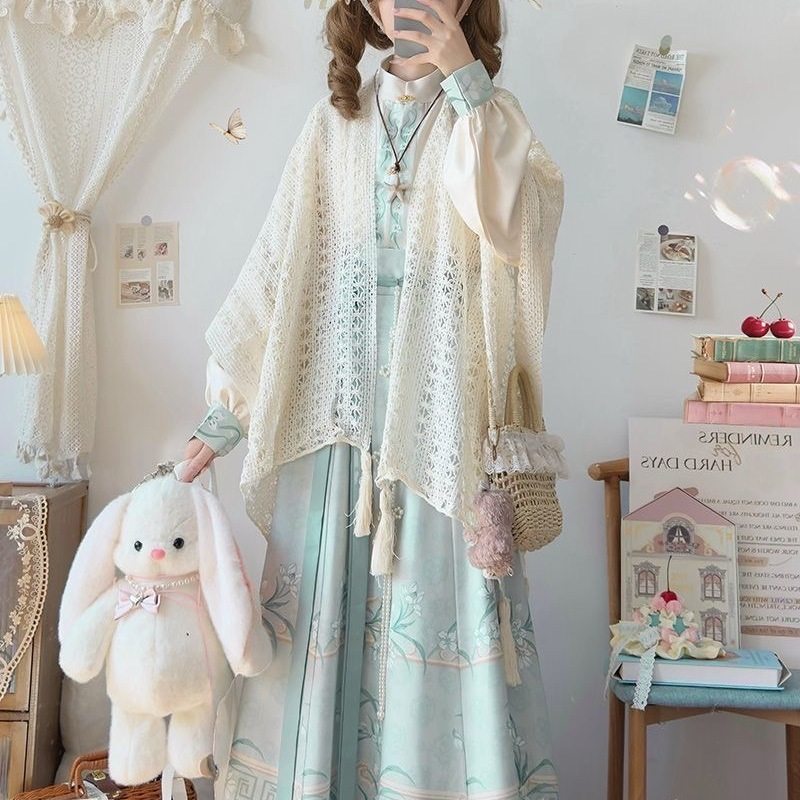 大码汉服女胖mm200斤明制汉元素新中式汉洋折衷加厚斗篷秋冬套装,淘宝优惠券,粉丝福利购,淘宝优惠卷