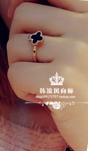 韩国钛钢18k玫瑰黑白四叶草戒指