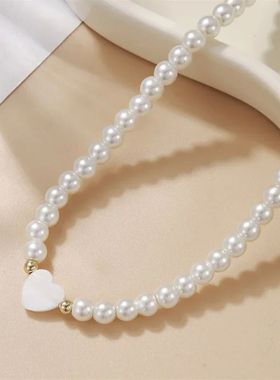 Imitation Pearl White Heart Necklace Pendant Shell Necklace