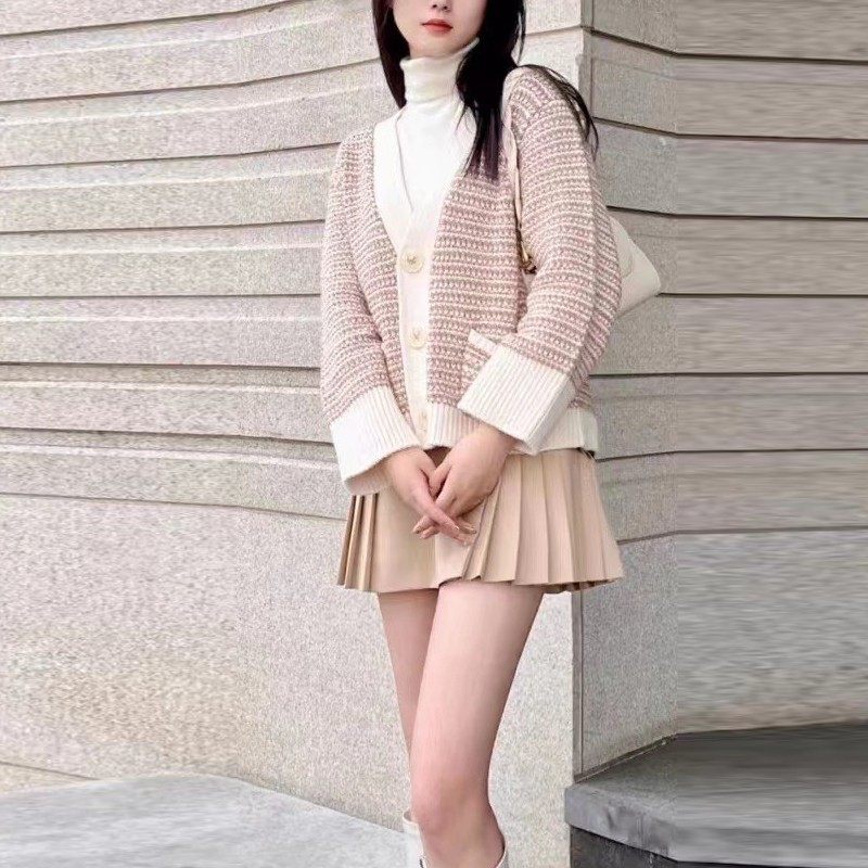 年阿玛施新特官网2021秋季新款开衫 必帅毛针织衫