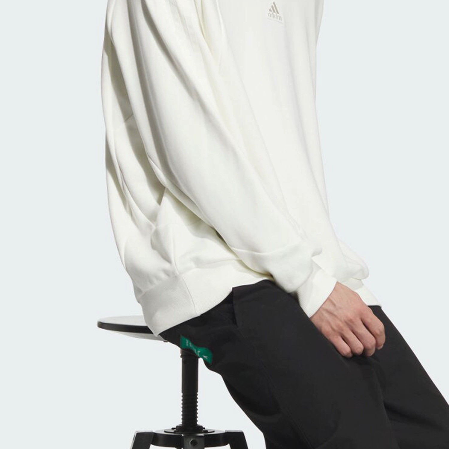 Adidas/阿迪达斯男女运动休闲经典简约圆领针织卫衣套头衫 JI6641,淘宝优惠券,粉丝福利购,淘宝优惠卷