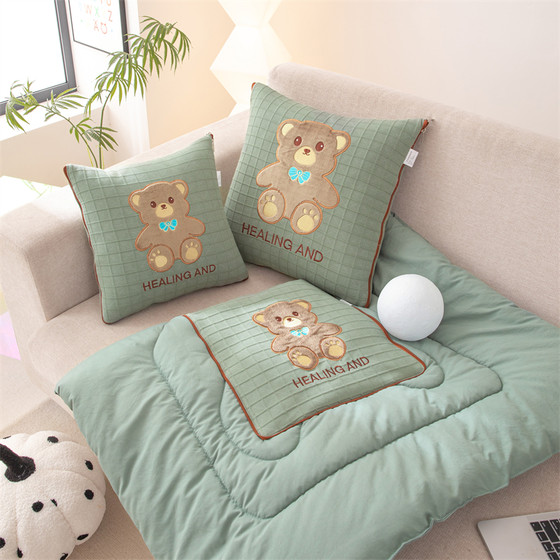Two-in-one thickened folding car pillow and quilt