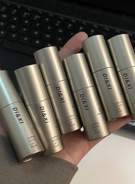 小银管丝绒唇泥持久显白不易沾杯