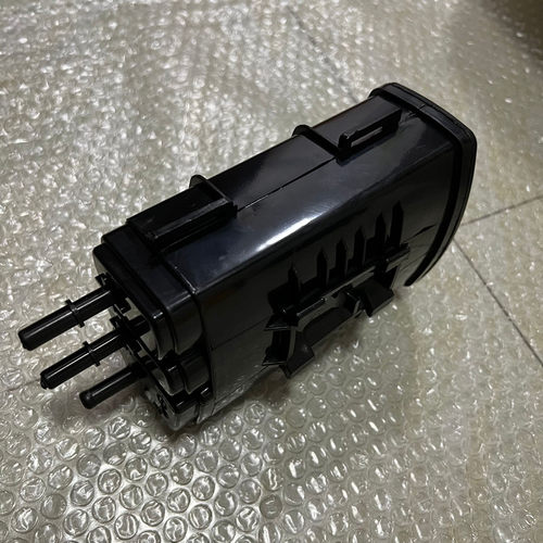 11-16款新骐达碳罐 C12新骐达活性碳罐 过滤碳罐 汽油滤芯碳罐 - 图3