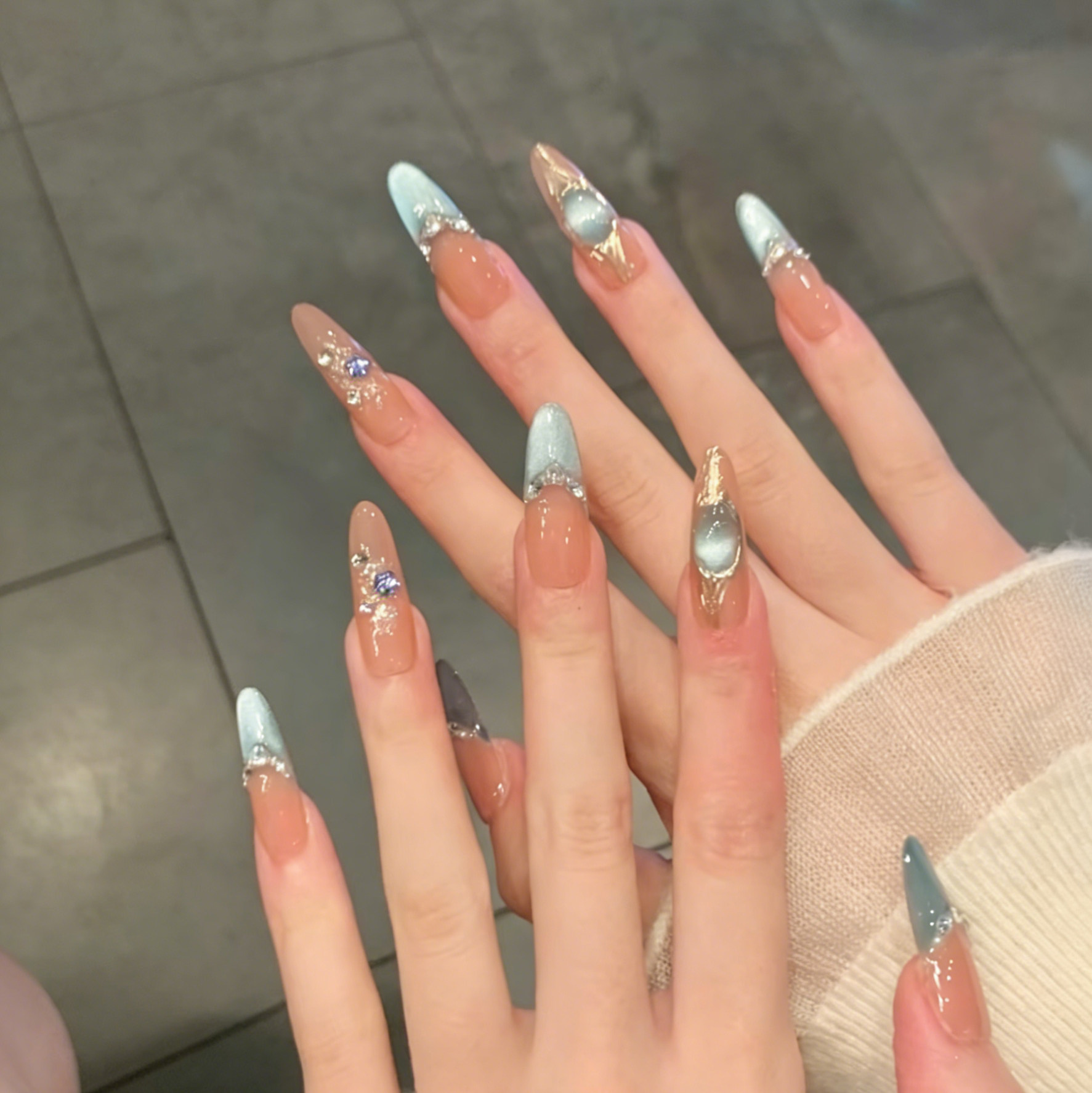 少女感富家千金手工穿戴甲中长款钻饰奢华款假指甲美甲指甲贴片,淘宝优惠券,粉丝福利购,淘宝优惠卷