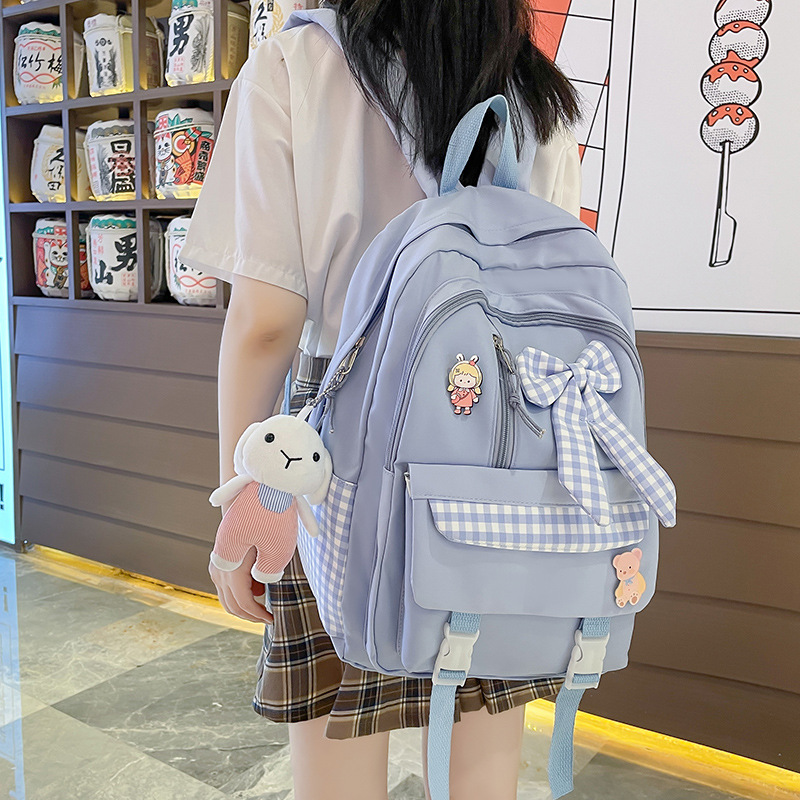 新款可爱小学生三到六年级初中生大容量背包女生双肩包高中生书包