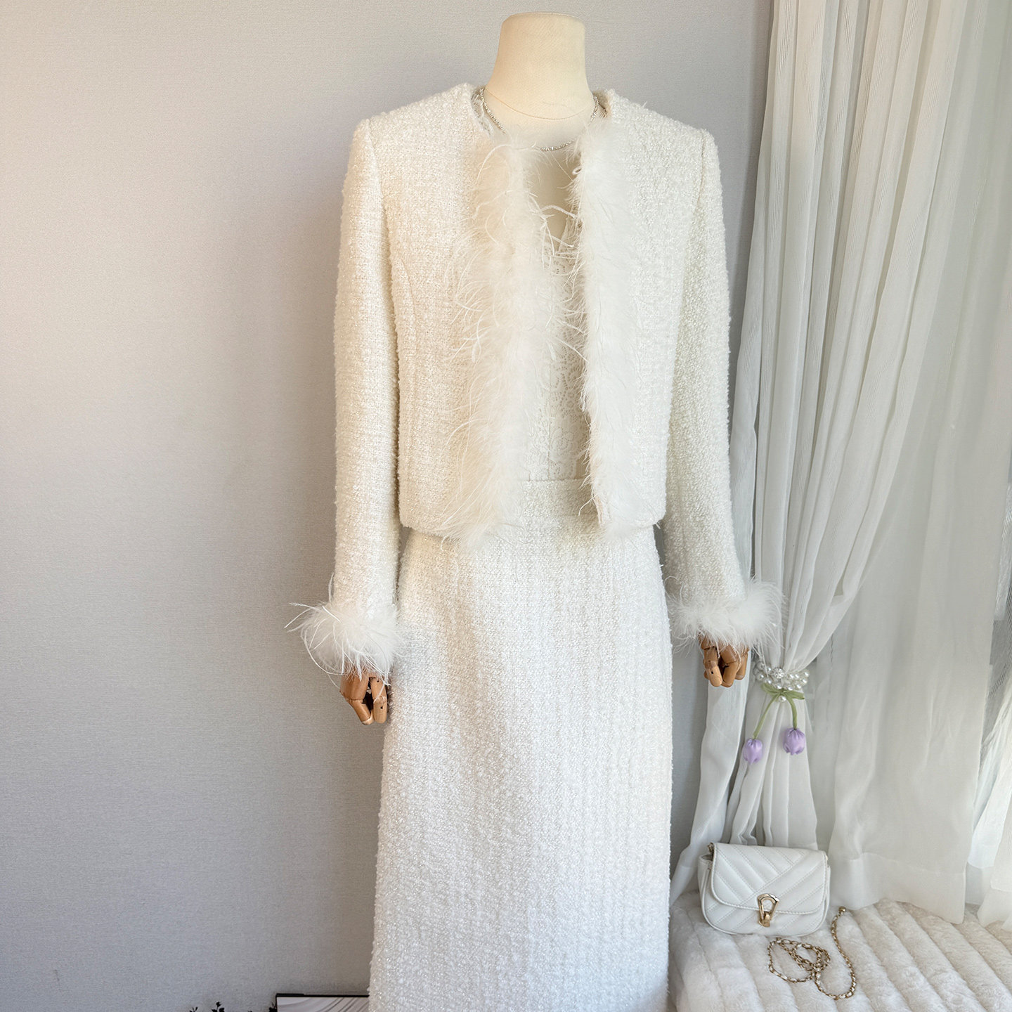 法式小香风羊毛羽绒服套装女冬季2025新款千金羽毛气质半裙两件套,淘宝优惠券,粉丝福利购,淘宝优惠卷